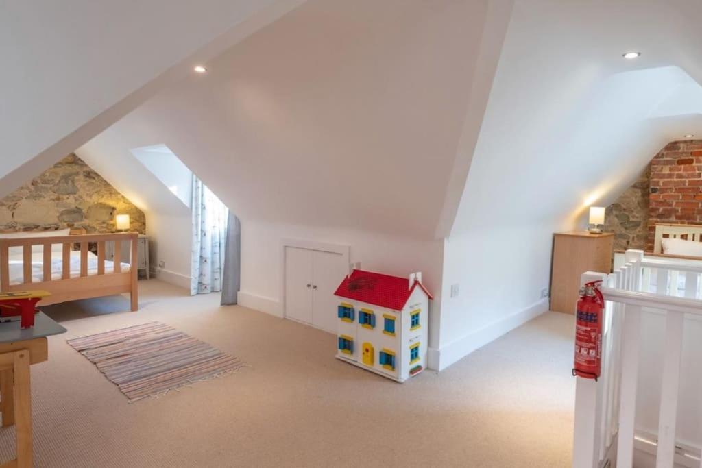 The Old Boat House, Seaview - Seafront Three Bedroom Cottage With Separate Two Bedroom Annexe Esterno foto