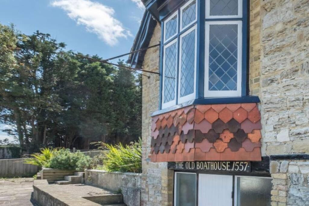 The Old Boat House, Seaview - Seafront Three Bedroom Cottage With Separate Two Bedroom Annexe Esterno foto